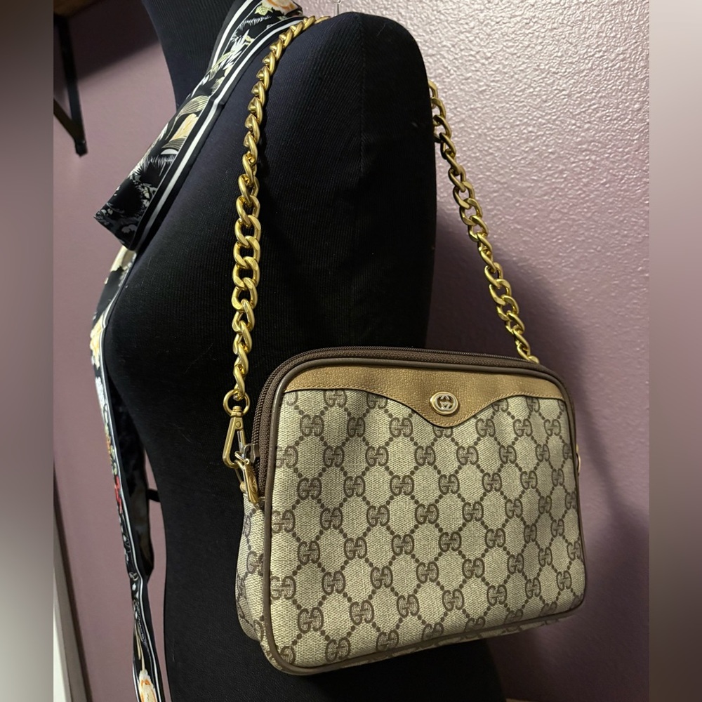 AUTHENTIC vintage Gucci Supreme